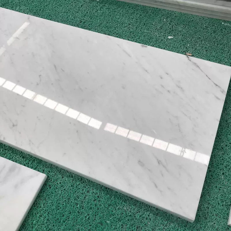 Carrelage sol en marbre blanc de Carrare 60x30 (2)